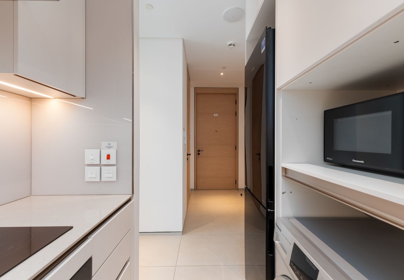Apartment in Dubai - Cozy Address JBR 1BR w/ Beach Access