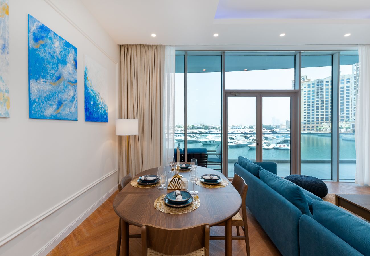 Apartment in Dubai - Marina-View 1BR at the Palm w/ Beach Access