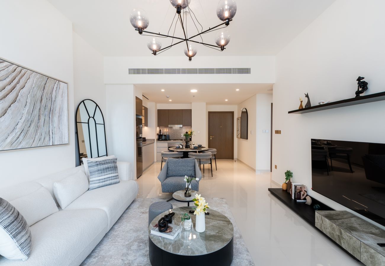 Apartment in Dubai - Modern 1BR Emaar Beachfront | Near Marina & JBR