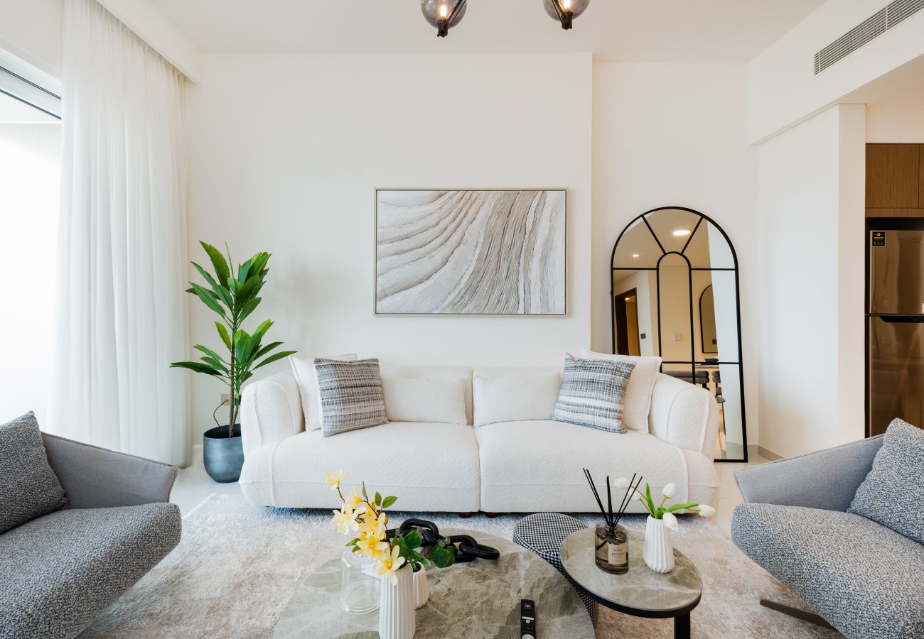 Apartment in Dubai - Modern 1BR Emaar Beachfront | Near Marina & JBR