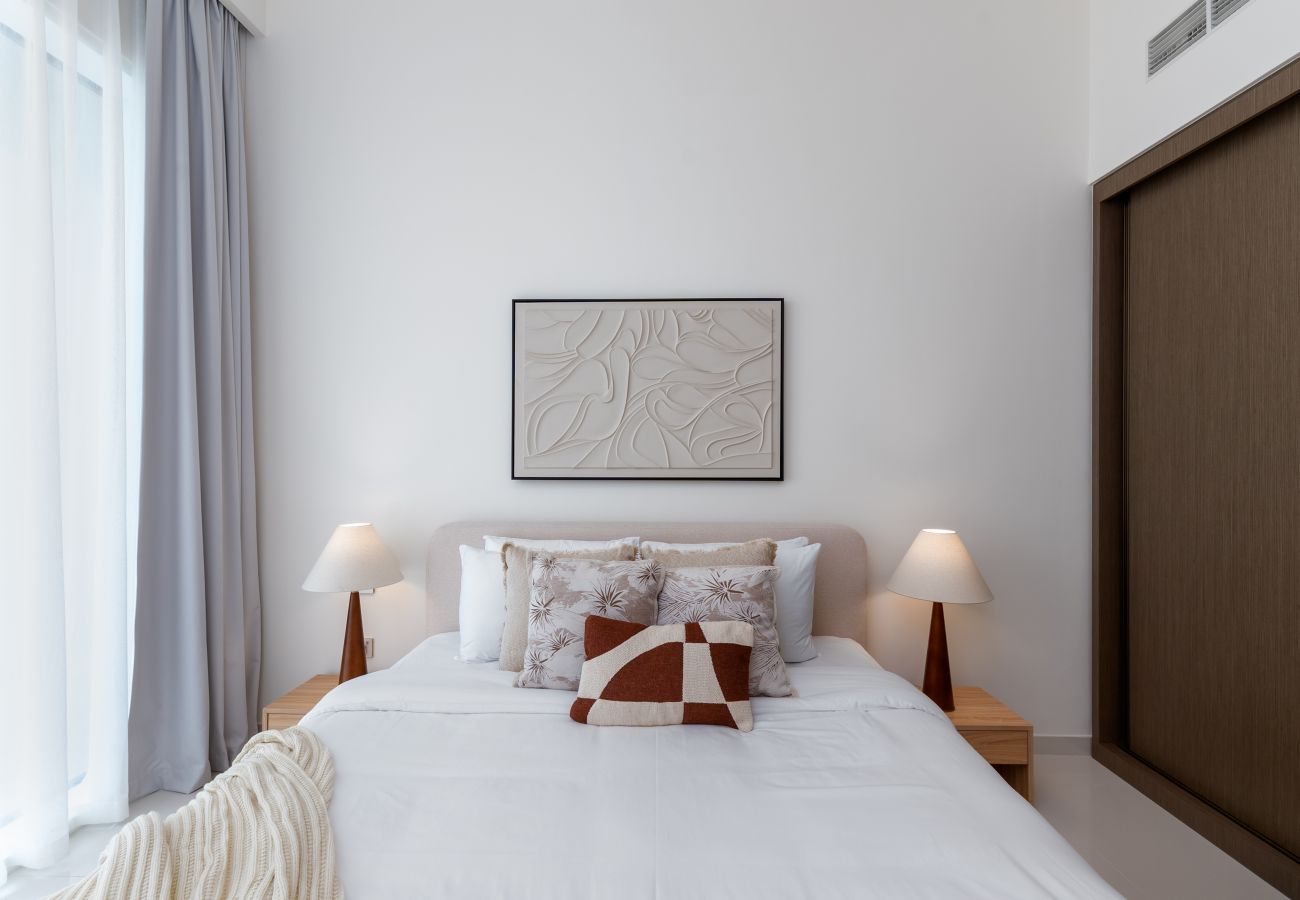 Apartment in Dubai - Stylish Emaar Beachfront | Near Marina & JBR