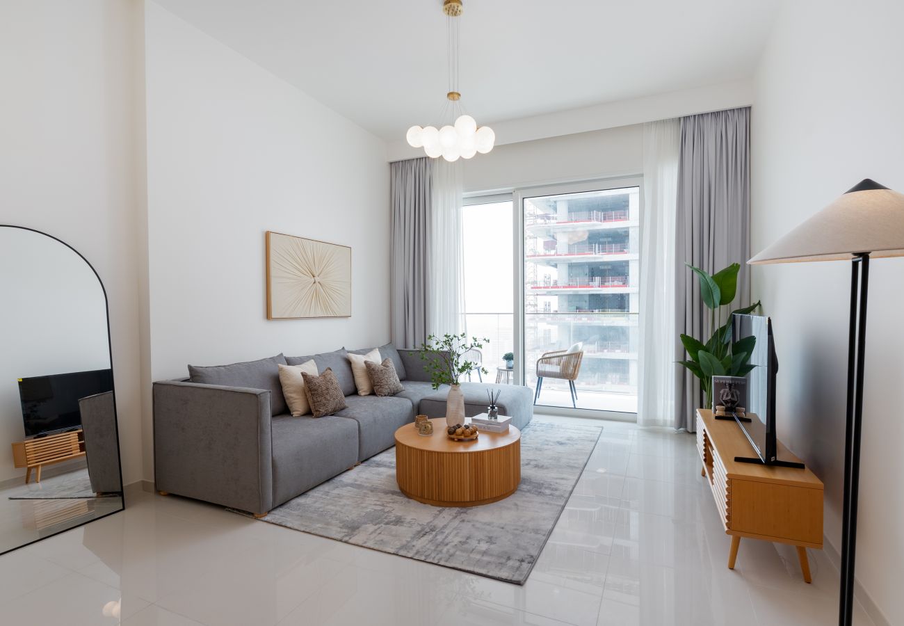 Apartment in Dubai - Stylish Emaar Beachfront | Near Marina & JBR