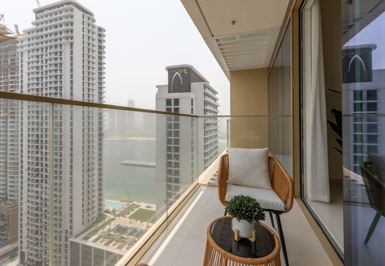 Apartment in Dubai - Stylish Emaar Beachfront | Near Marina & JBR