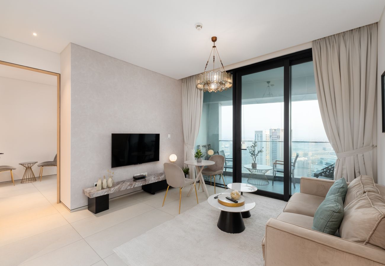 Apartment in Dubai - Modern 1BR w/ Marina View Balcony at Address JBR