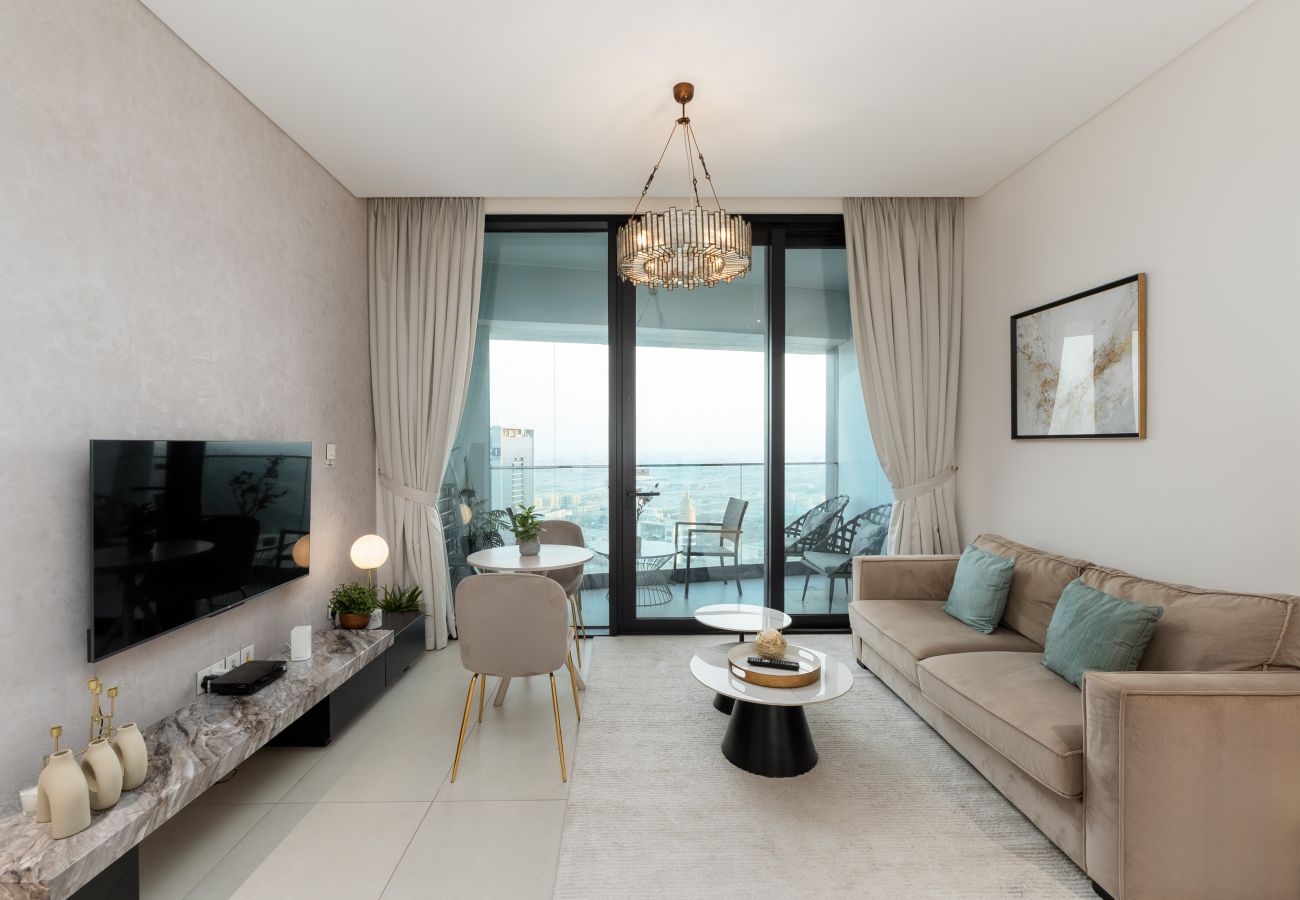 Apartment in Dubai - Modern 1BR w/ Marina View Balcony at Address JBR