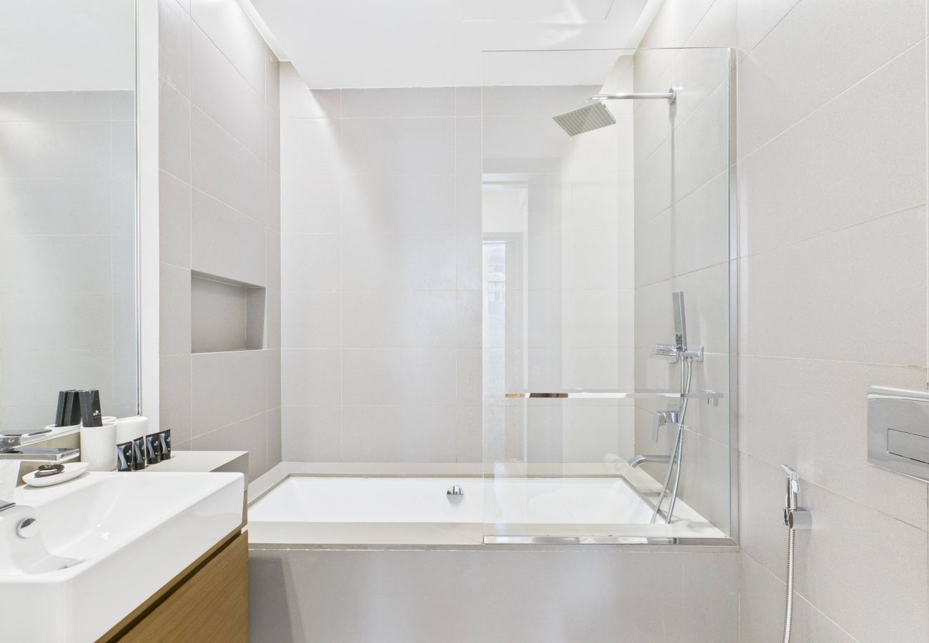 Apartment in Dubai - City Walk 1BR | Near Burj Khalifa & Dubai Mall