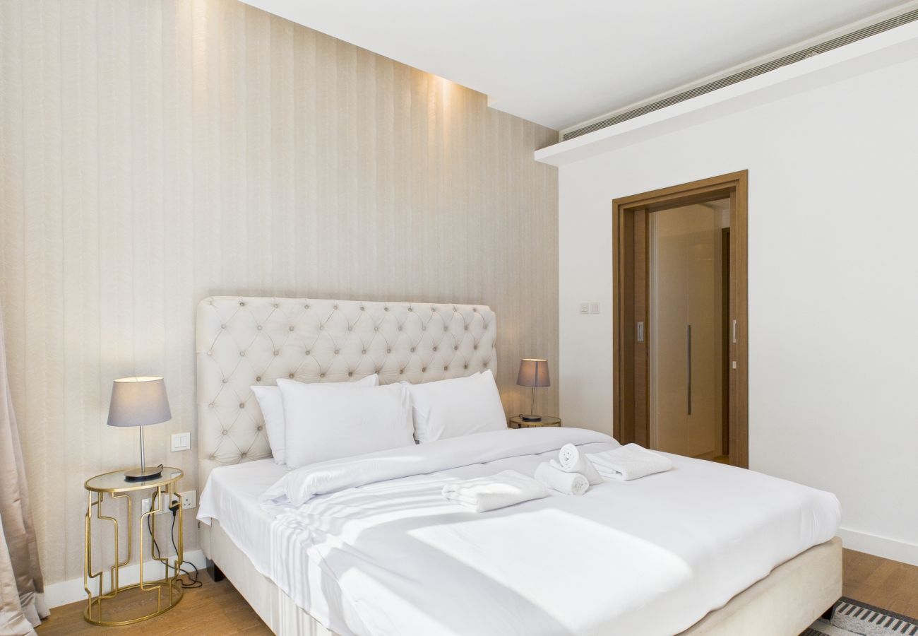 Apartment in Dubai - City Walk 1BR | Near Burj Khalifa & Dubai Mall