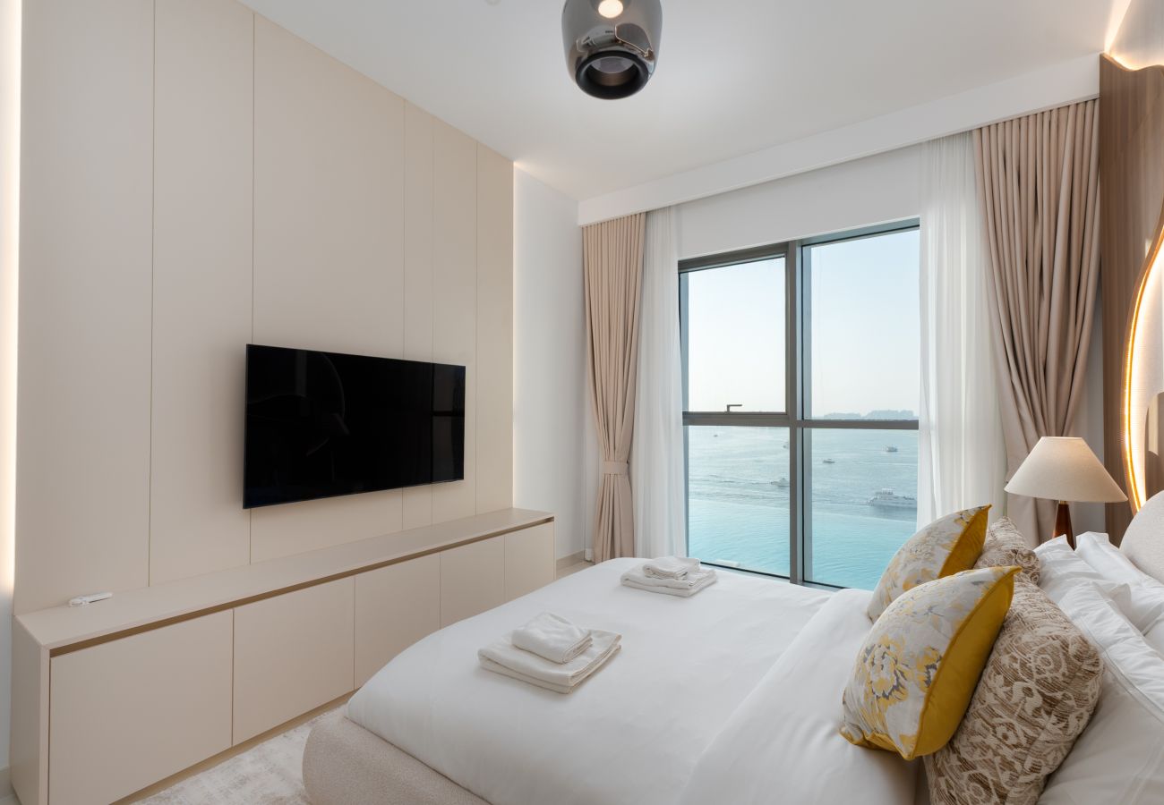 Apartment in Dubai - Chic 2BR w/ Sea Views | Near Marina & JBR