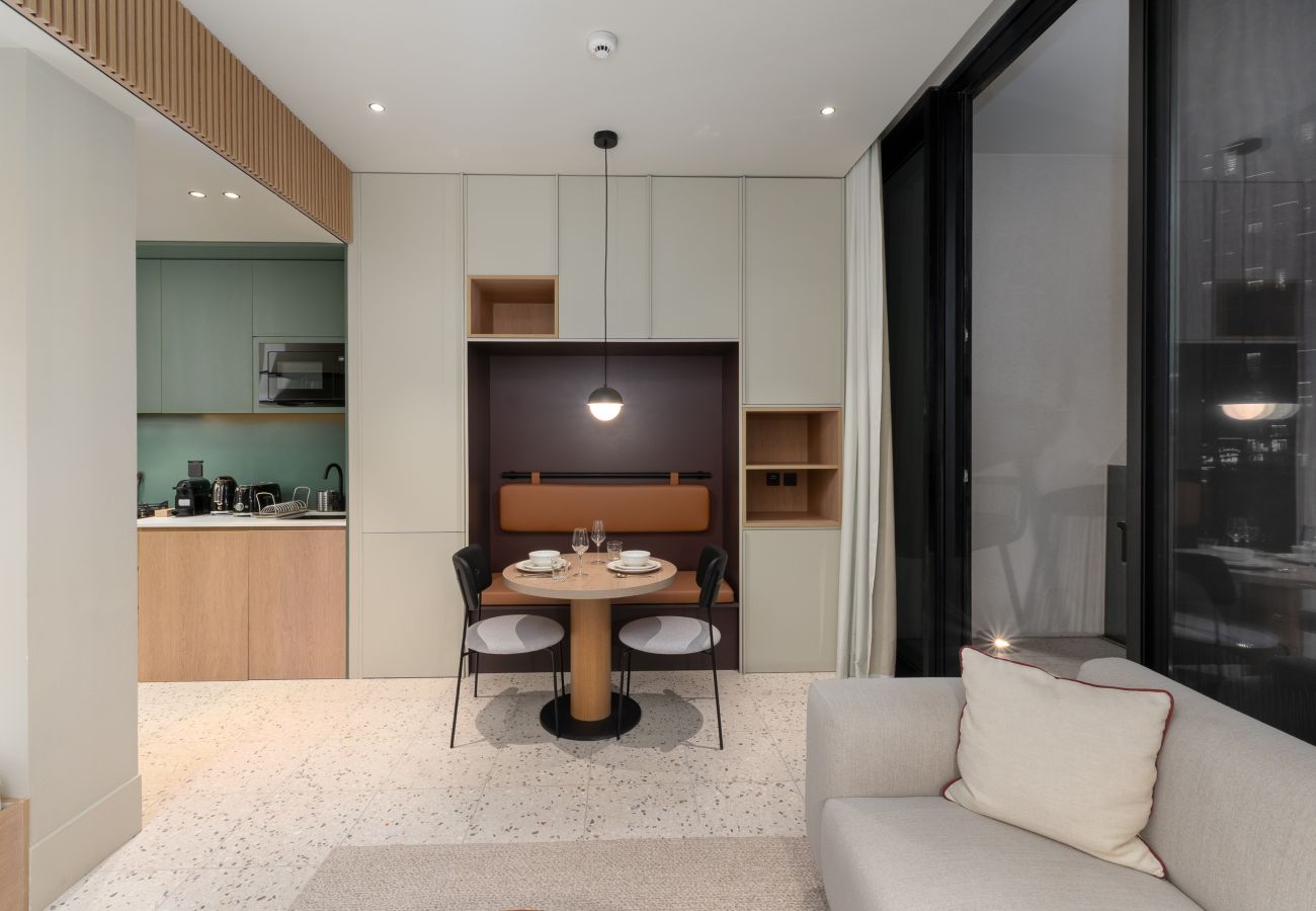 Studio in Dubai - Urban Studio w/ Balcony Near Downtown and Canal