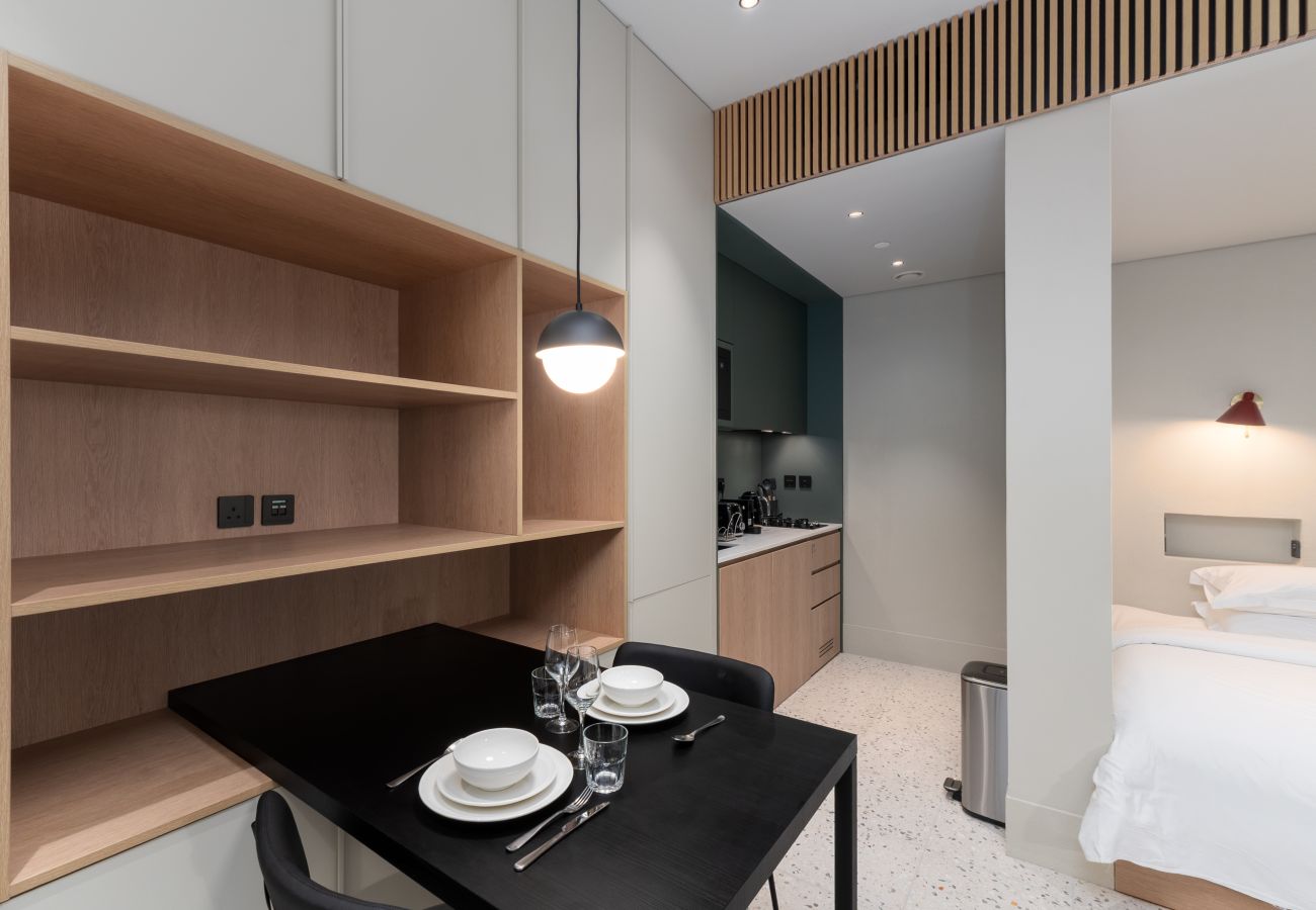 Studio in Dubai - Burj View Studio Near Downtown and Canal