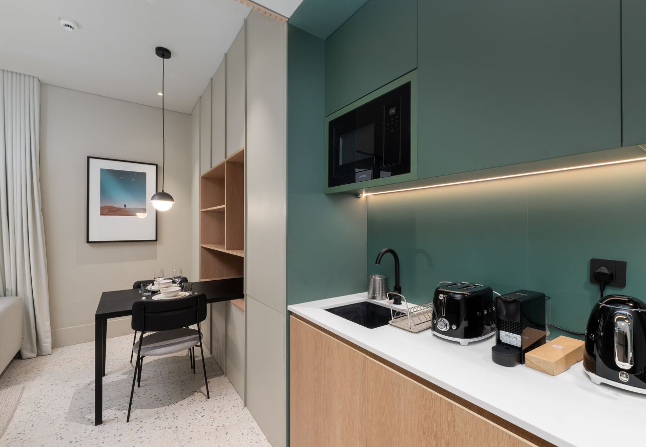 Studio in Dubai - Burj View Studio Near Downtown and Canal