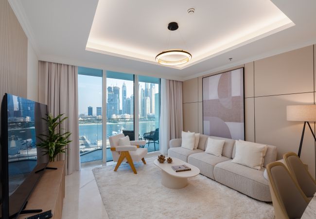 Apartment in Dubai - Exquisite 2BR | Private Beach Access | Near Marina & JBR