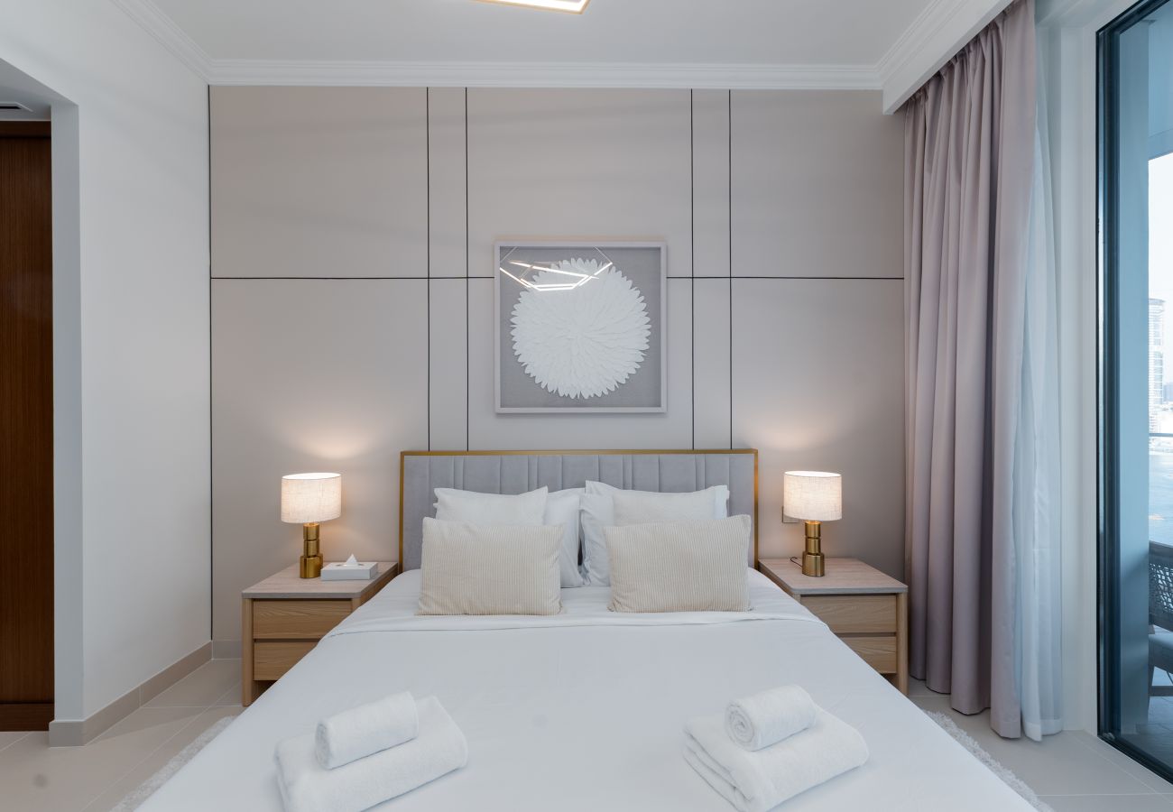 Apartment in Dubai - Exquisite 2BR | Private Beach Access | Near Marina & JBR