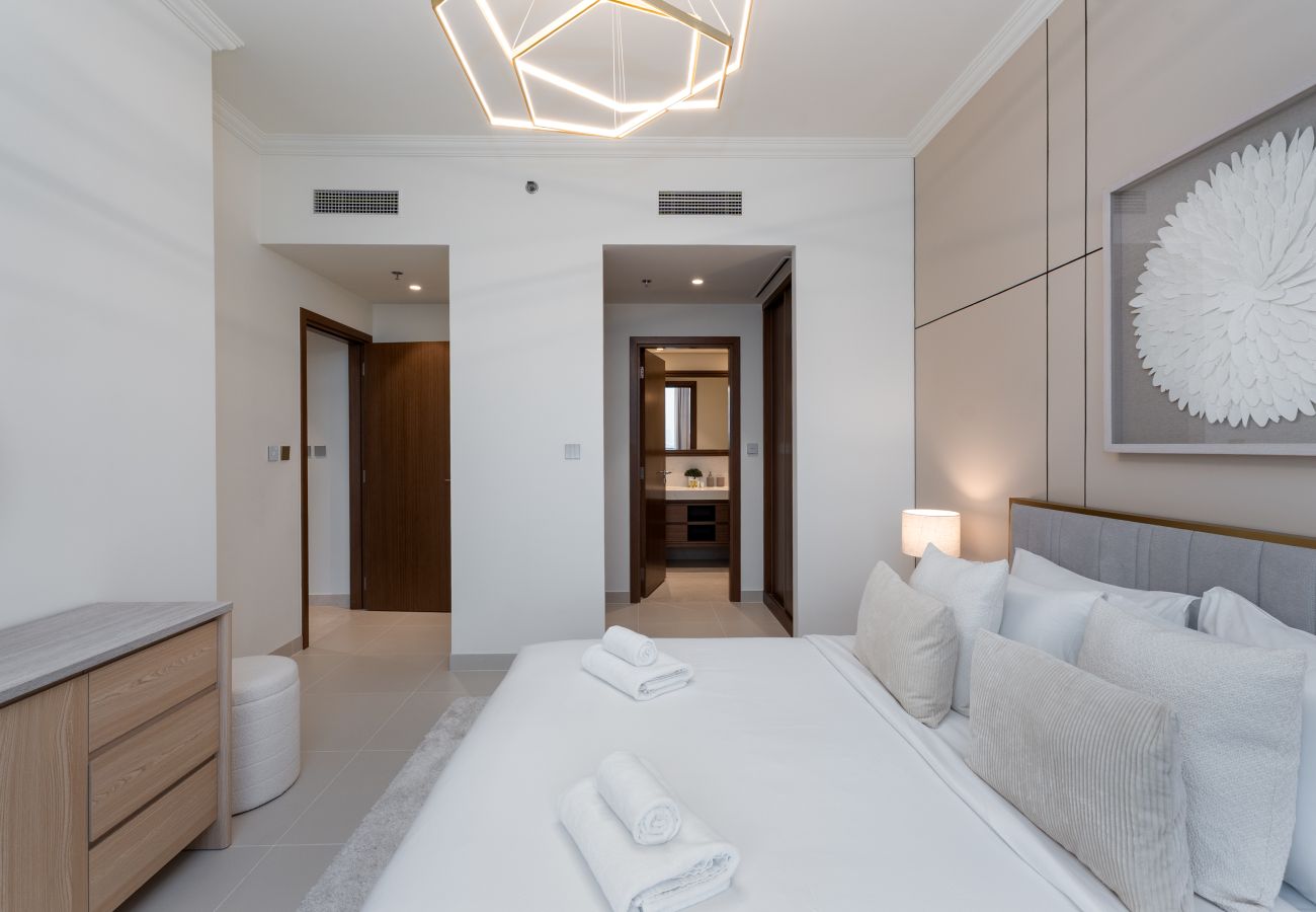 Apartment in Dubai - Exquisite 2BR | Private Beach Access | Near Marina & JBR