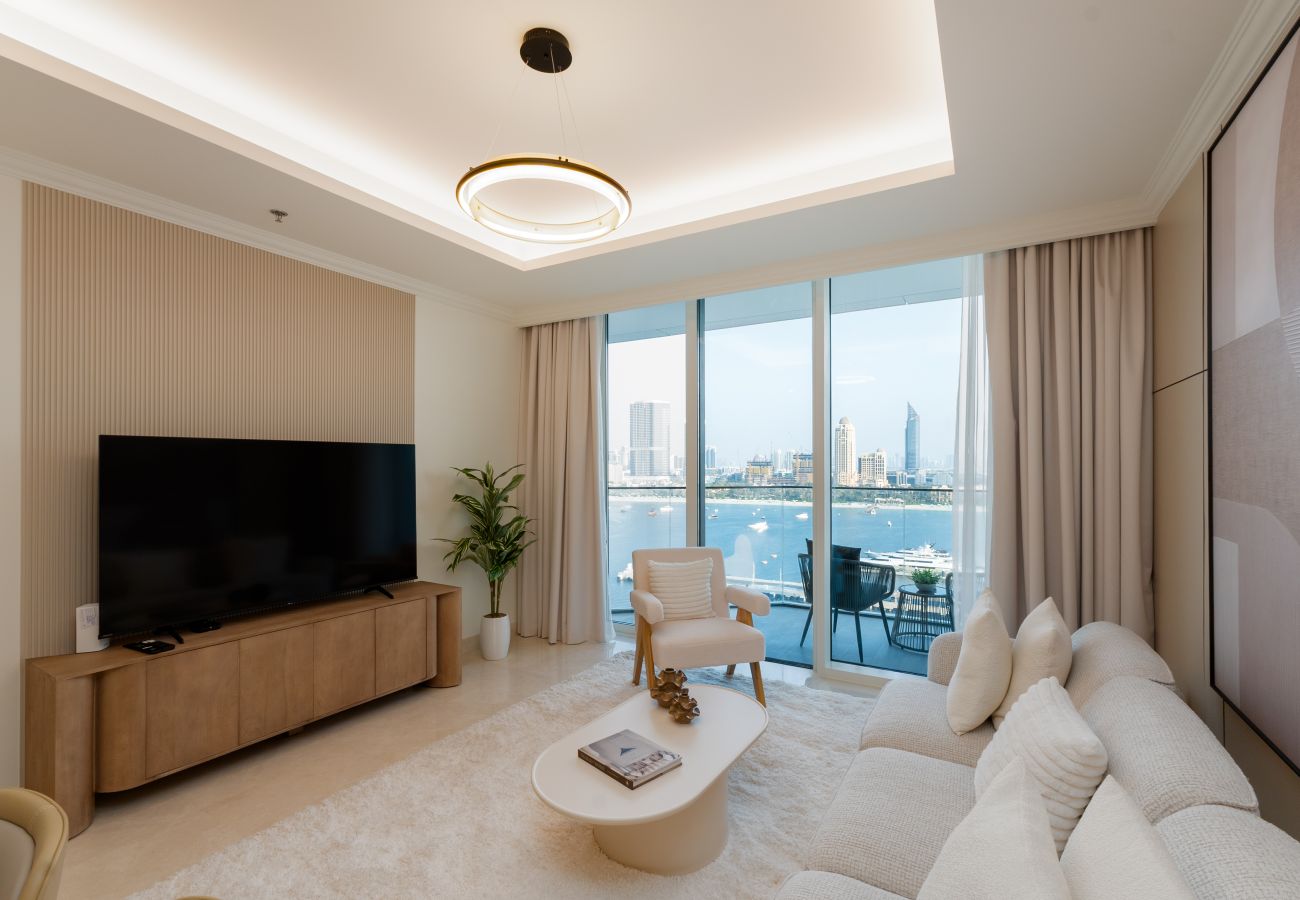 Apartment in Dubai - Exquisite 2BR | Private Beach Access | Near Marina & JBR