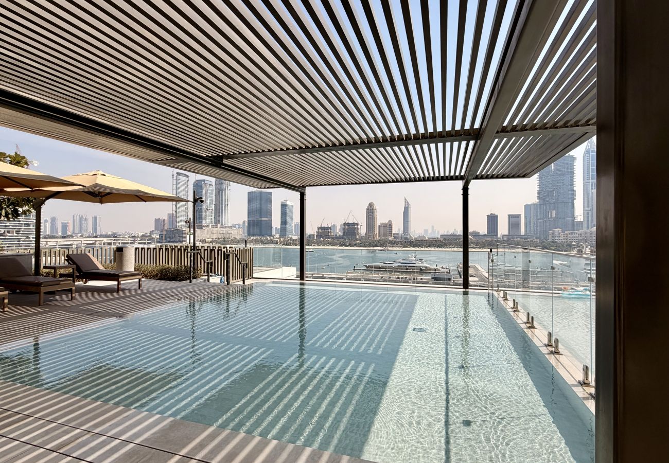 Apartment in Dubai - Exquisite 2BR | Private Beach Access | Near Marina & JBR