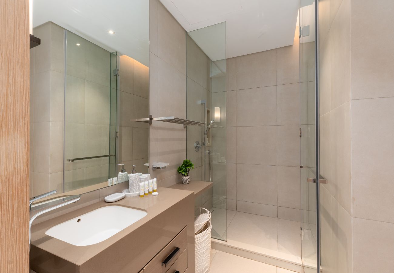 Apartment in Dubai - Address JBR 2BR | Steps to Beach & Bluewaters