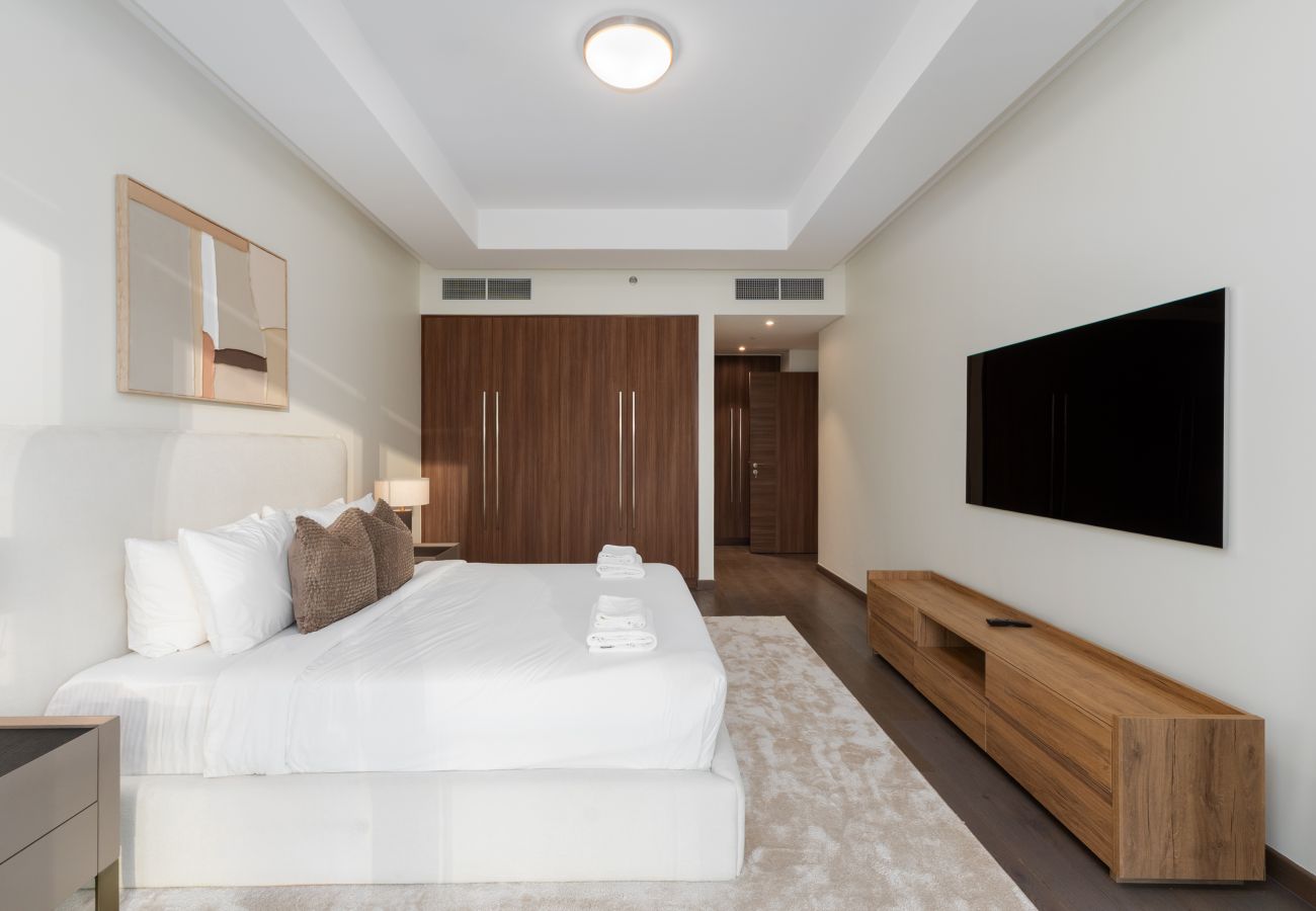 Apartment in Dubai - Prime 2BR Downtown | Iconic Burj View