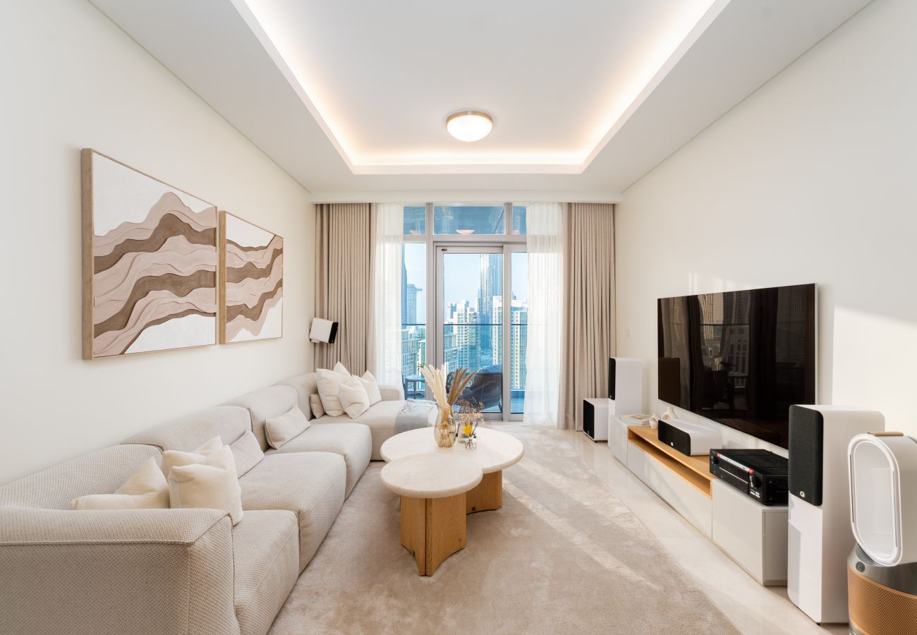 Apartment in Dubai - Prime 2BR Downtown | Iconic Burj View