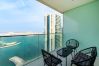 Apartment in Dubai - Sleek 1BR Emaar Beachfront | Near Marina & JBR
