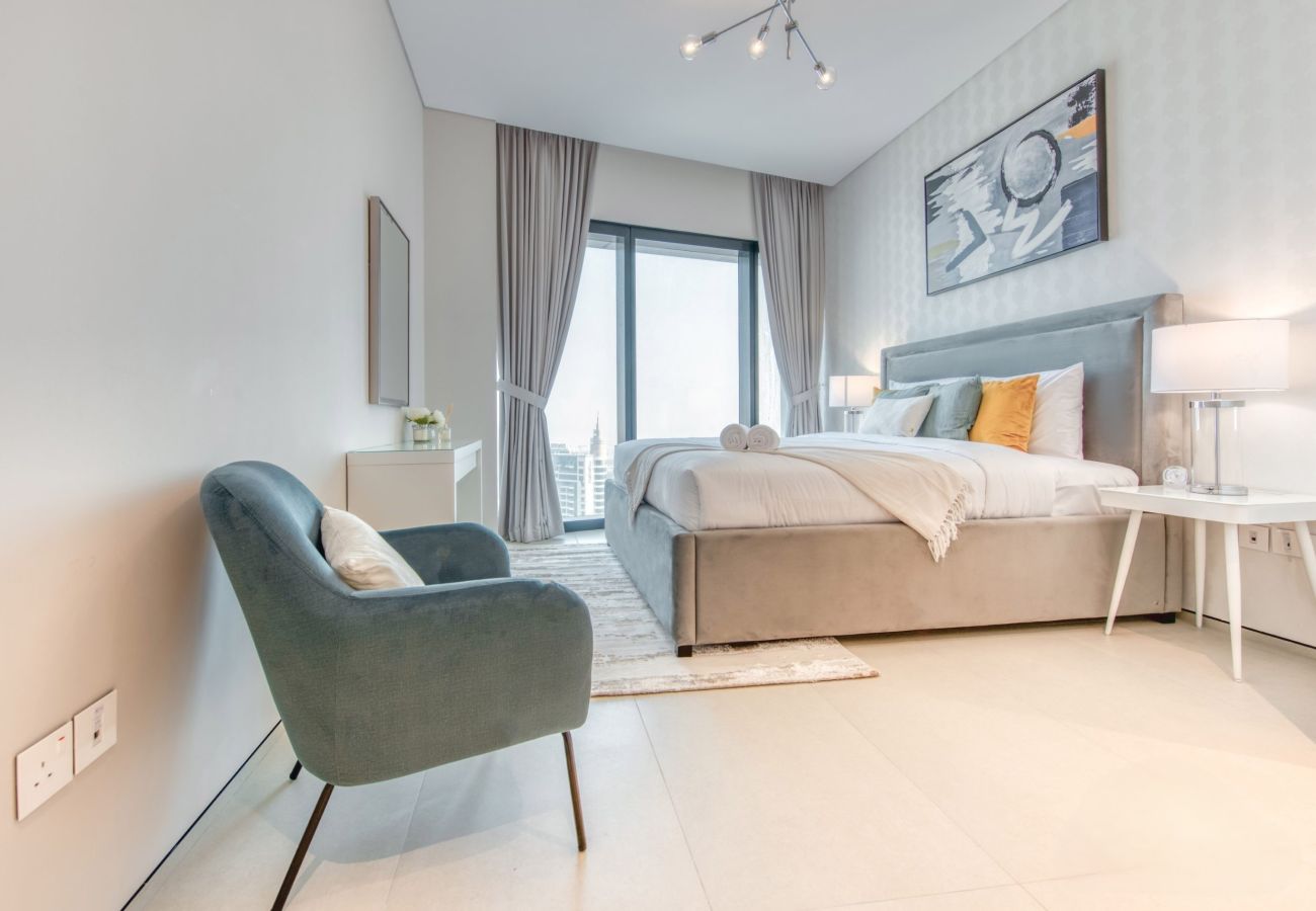 Apartment in Dubai - 1BR Marina View Apt at Address JBR