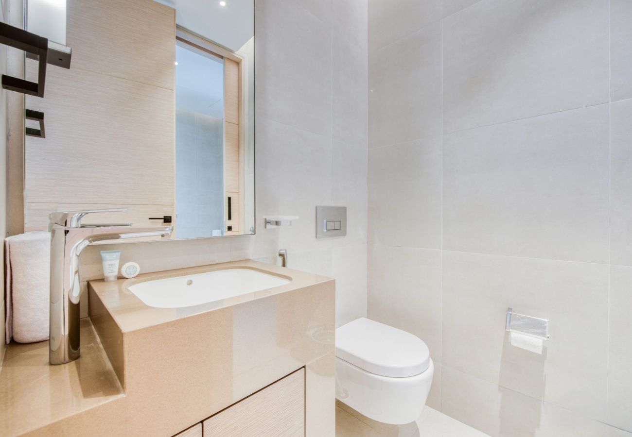 Apartment in Dubai - Modern 1BR Apartment at Address JBR