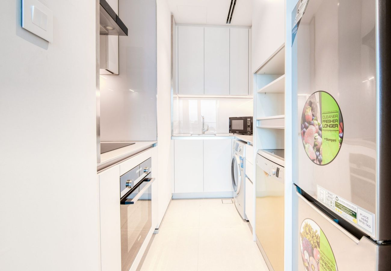 Apartment in Dubai - Vibrant 1BR Retreat at Address JBR