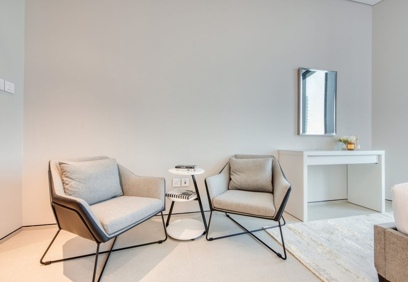 Apartment in Dubai - Vibrant 1BR Retreat at Address JBR