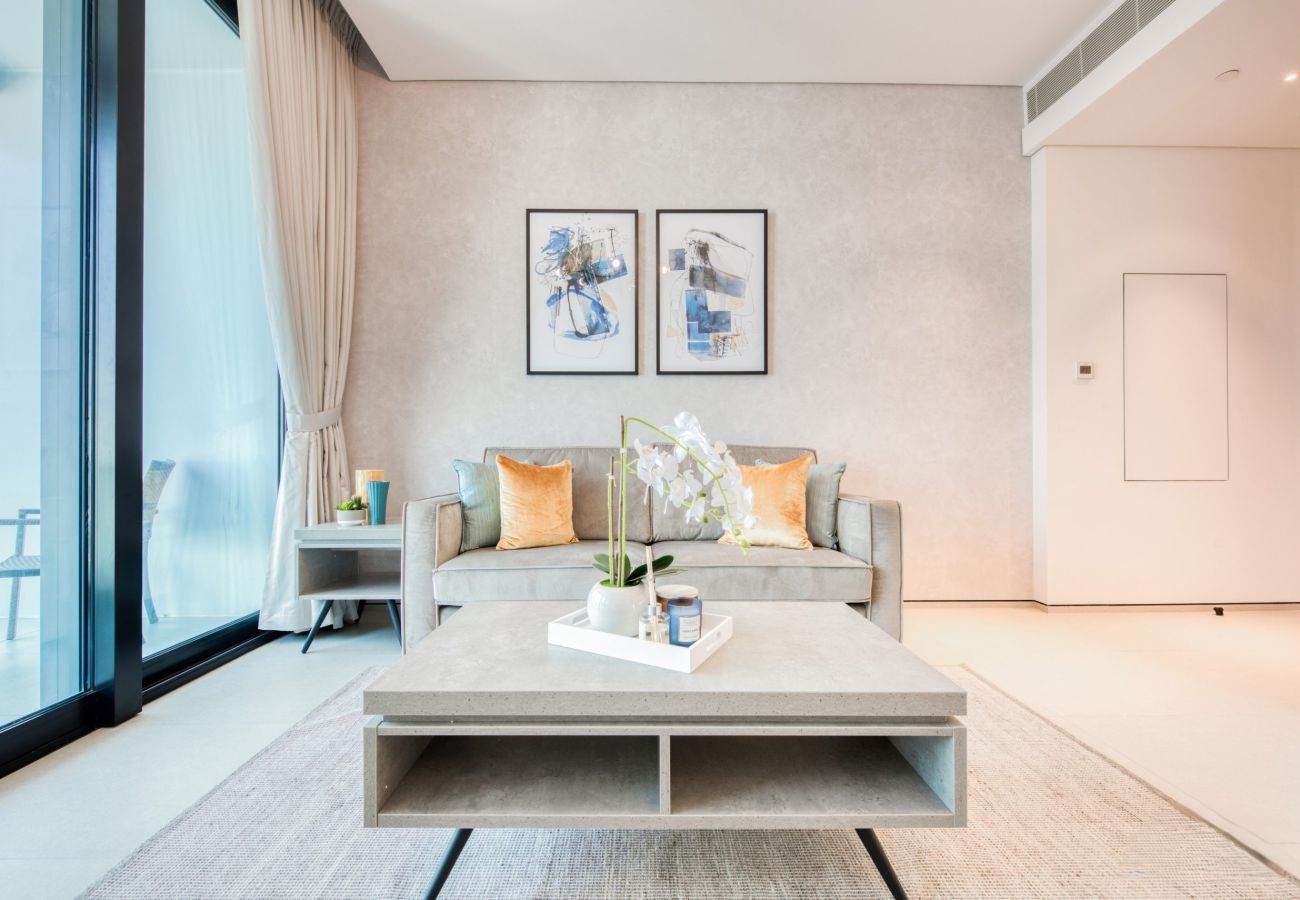 Apartment in Dubai - Vibrant 1BR Retreat at Address JBR