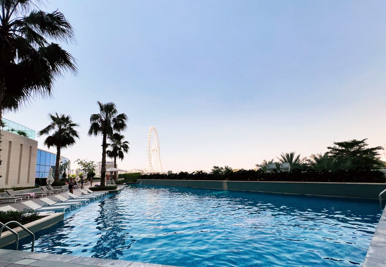 Apartment in Dubai - Modern 3BR + Maid's | Iconic Ain Dubai Views