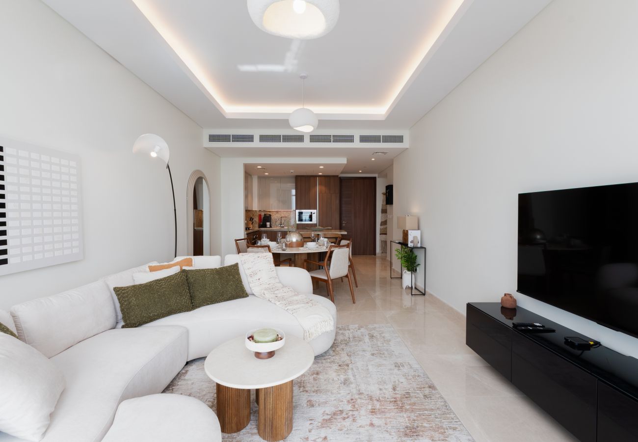 Apartment in Dubai - Urban 3BR Apt | Walk to Dubai Mall & Opera