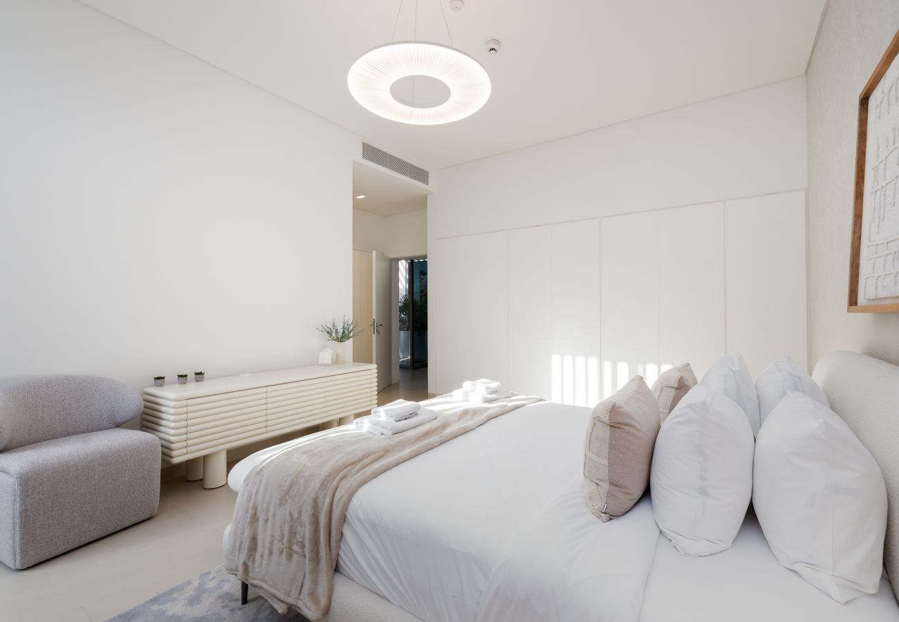 Villa in Ajman - 4BR Coastal Haven w/  Private Pool | Al Zorah