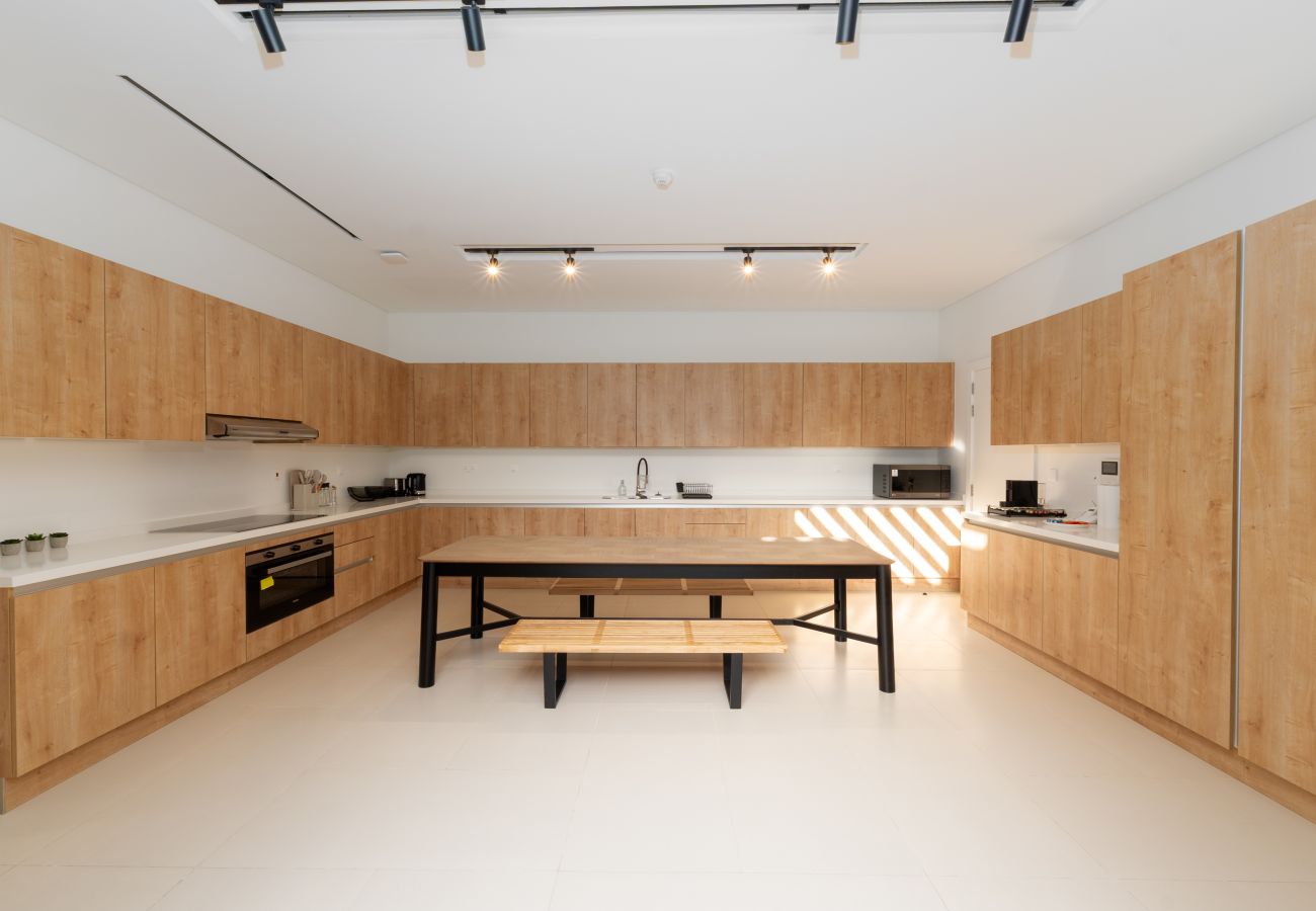 Villa in Ajman - 4BR Coastal Haven w/  Private Pool | Al Zorah