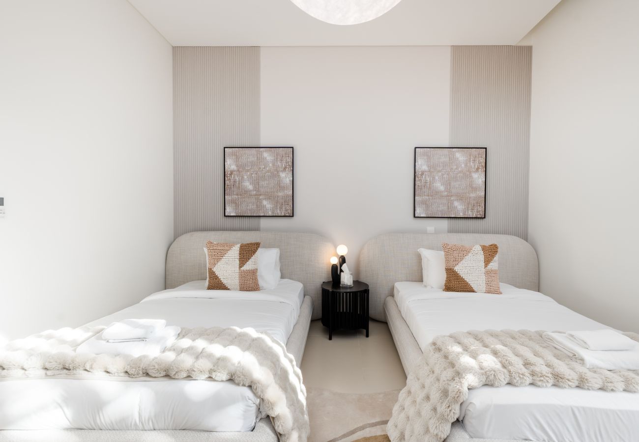 Villa in Ajman - 4BR Coastal Haven w/  Private Pool | Al Zorah