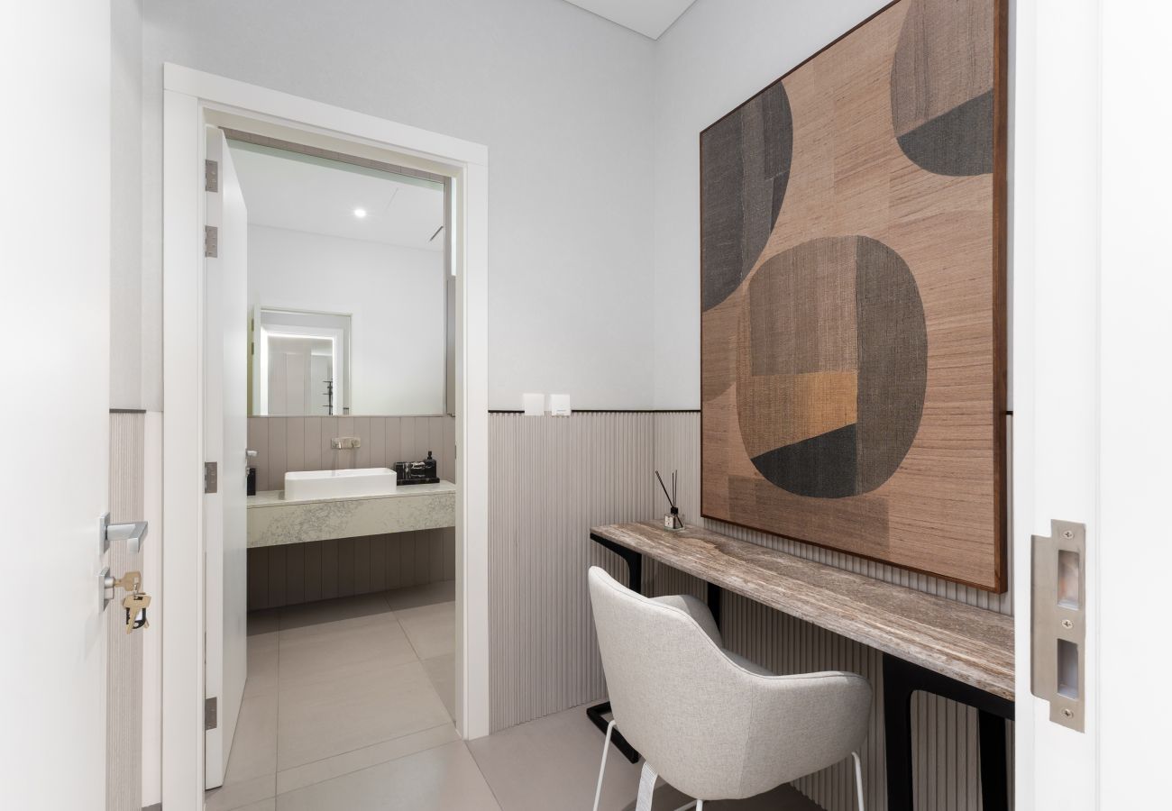 Villa in Ajman - 4BR Coastal Haven w/  Private Pool | Al Zorah