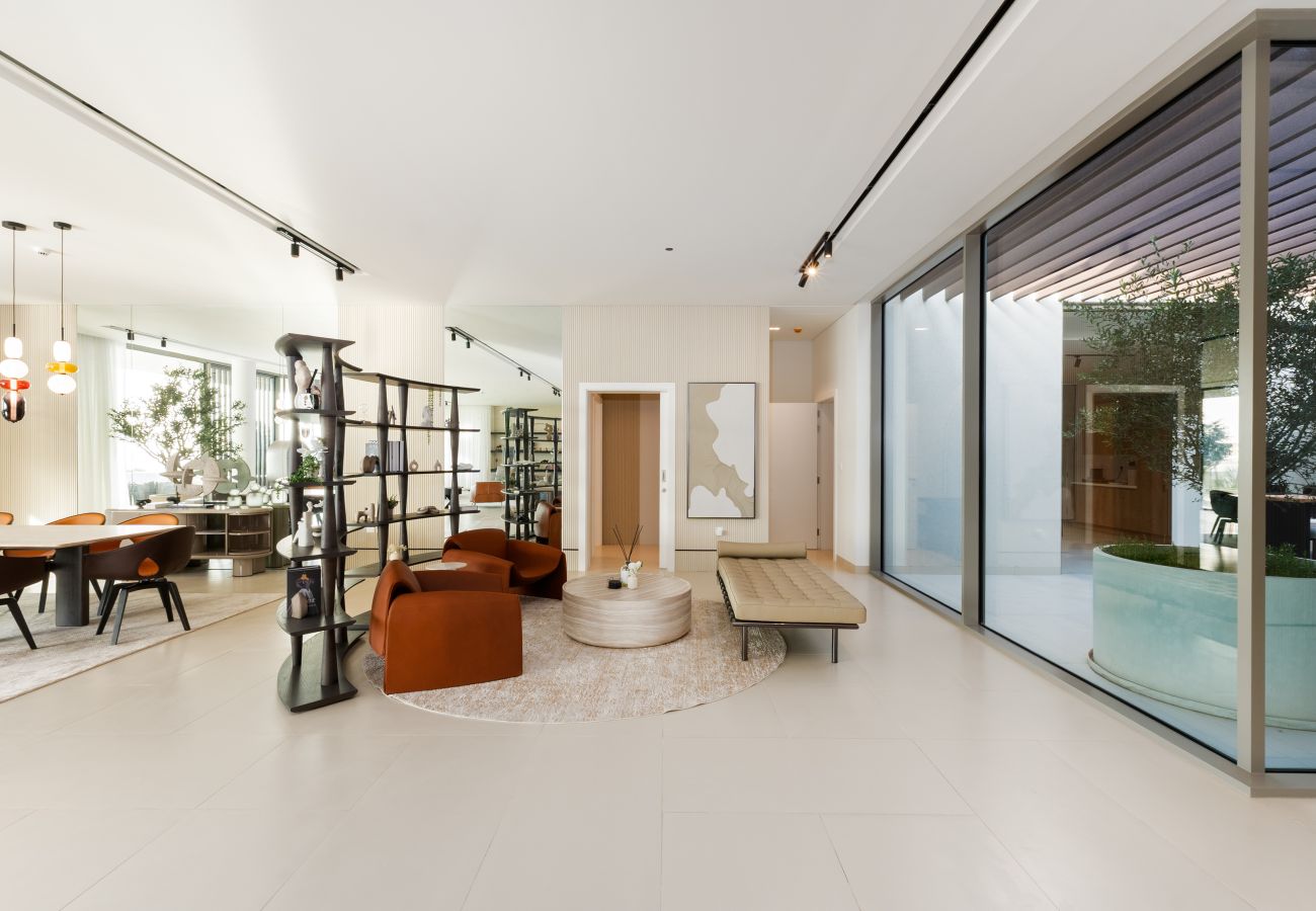 Villa in Ajman - 4BR Coastal Haven w/  Private Pool | Al Zorah