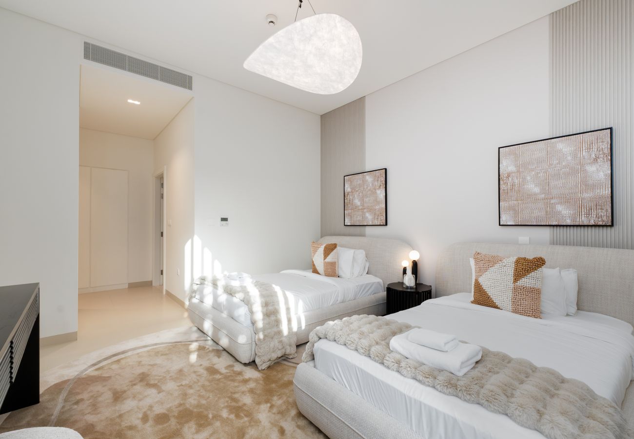 Villa in Ajman - 4BR Coastal Haven w/  Private Pool | Al Zorah