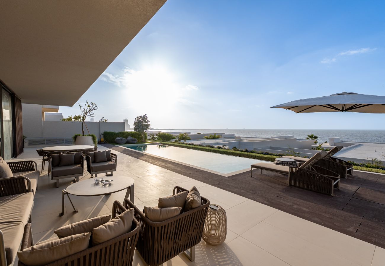 Villa in Ajman - 4BR Coastal Haven w/  Private Pool | Al Zorah