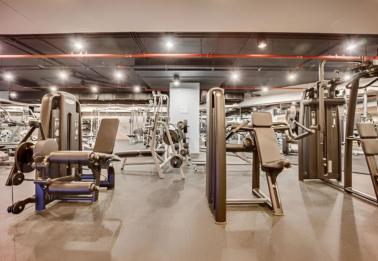 Apartment in Dubai - Prime 3BR w/ Beach Access at the Palm