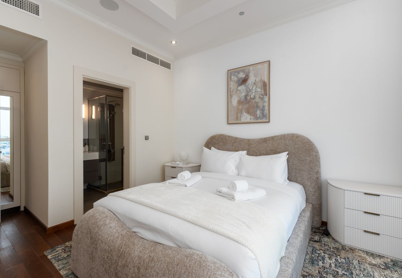 Apartment in Dubai - Prime 3BR w/ Beach Access at the Palm