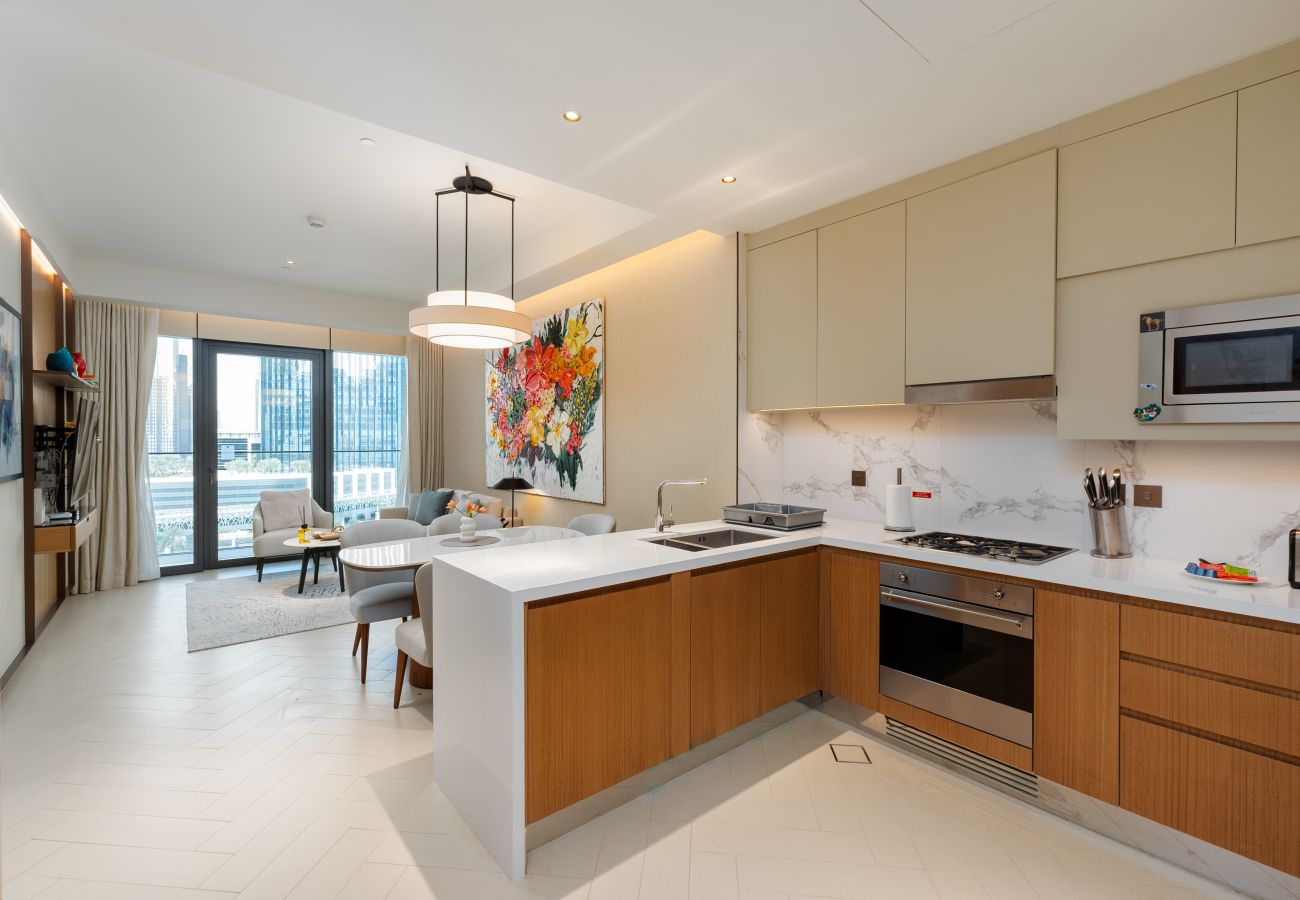 Apartment in Dubai - Elite 2BR Address Opera | Burj Khalifa View