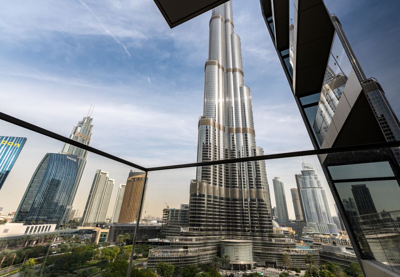 Apartment in Dubai - Elite 2BR Address Opera | Burj Khalifa View