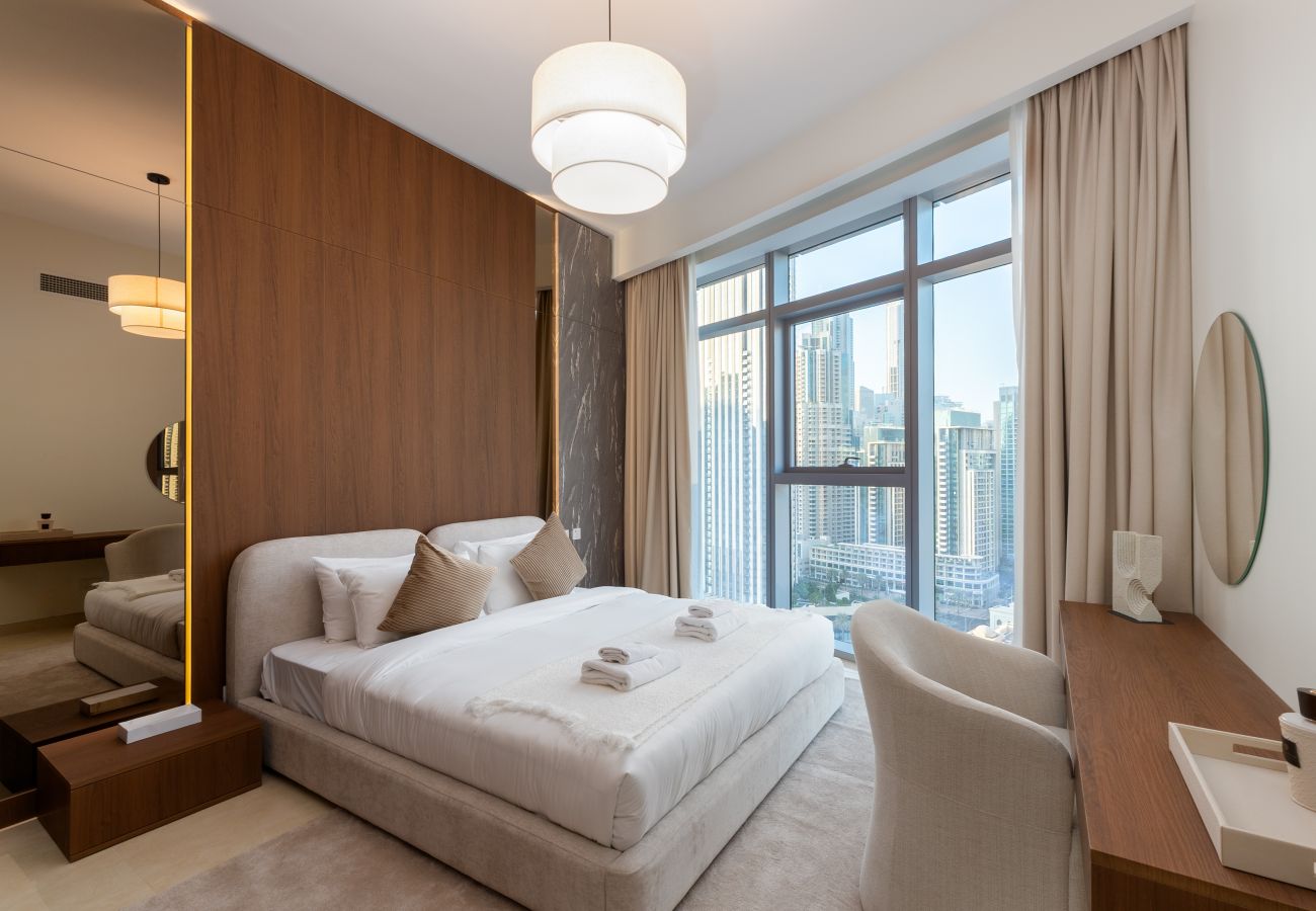 Apartment in Dubai - 4BR Downtown Dream w/ Iconic Burj View