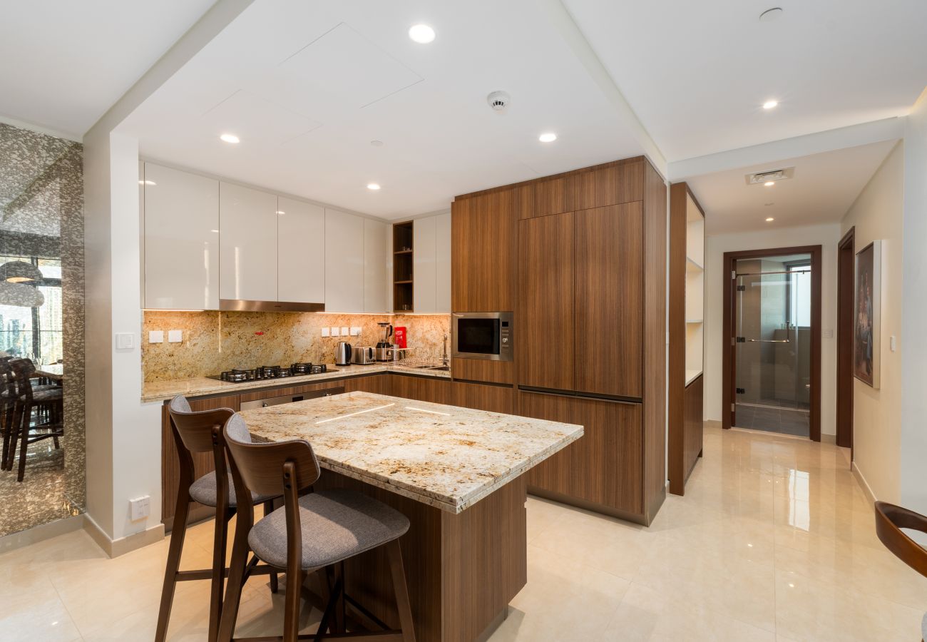 Apartment in Dubai - 4BR Downtown Dream w/ Iconic Burj View