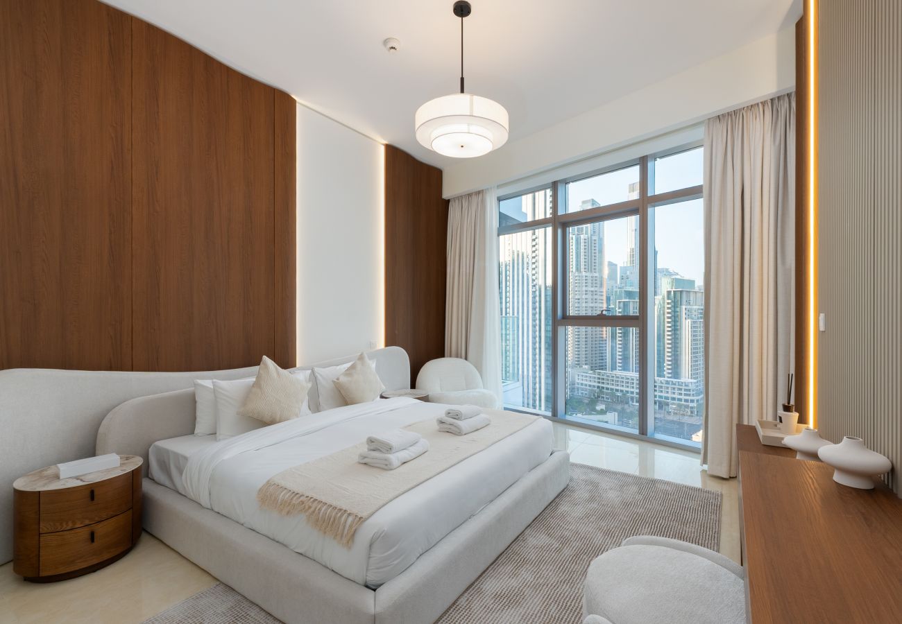 Apartment in Dubai - 4BR Downtown Dream w/ Iconic Burj View
