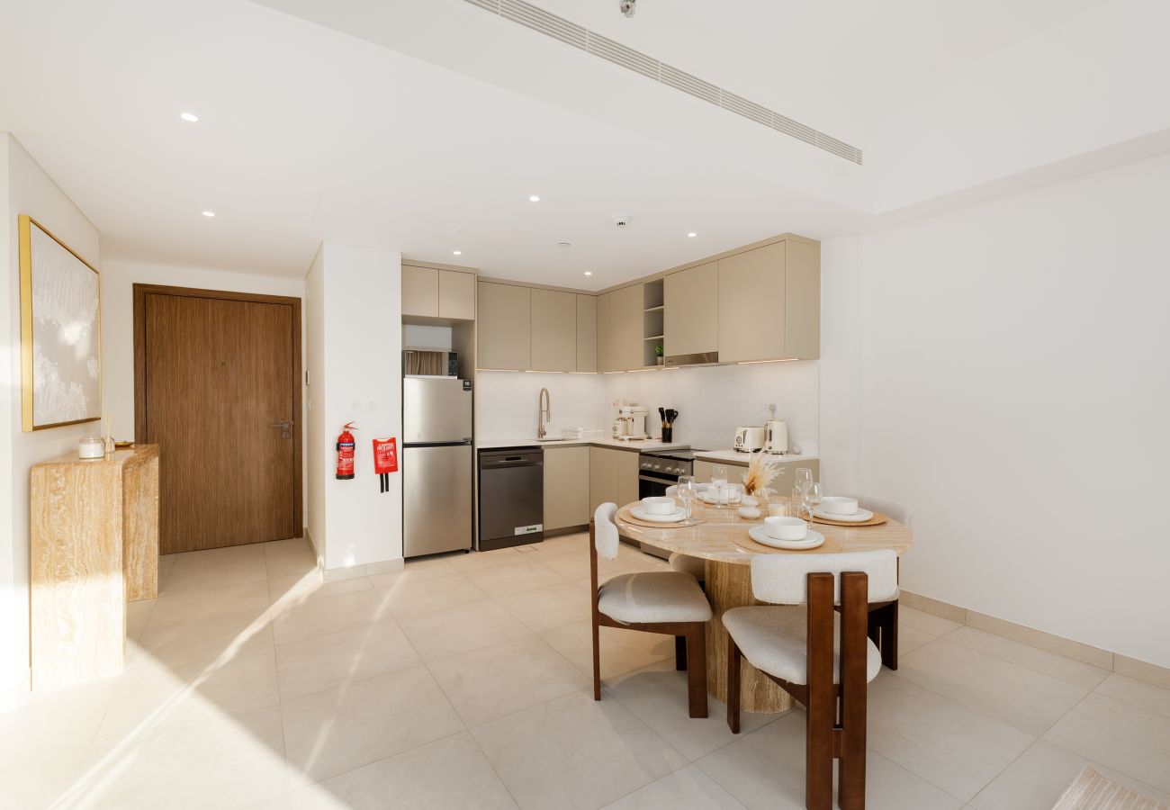 Apartment in Dubai - Chic MJL Retreat | Steps to Souk Madinat & Burj Al Arab