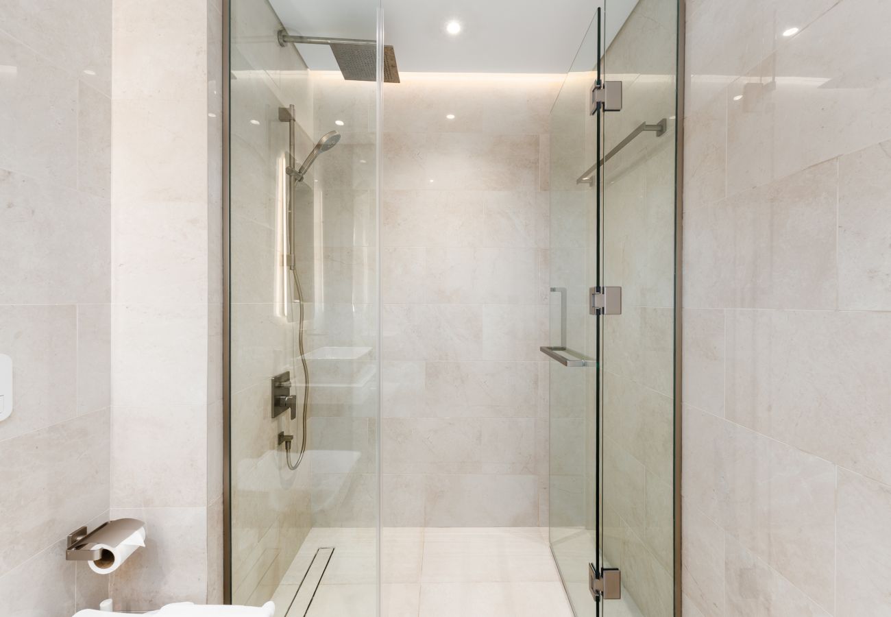 Apartment in Dubai - Chic MJL Retreat | Steps to Souk Madinat & Burj Al Arab