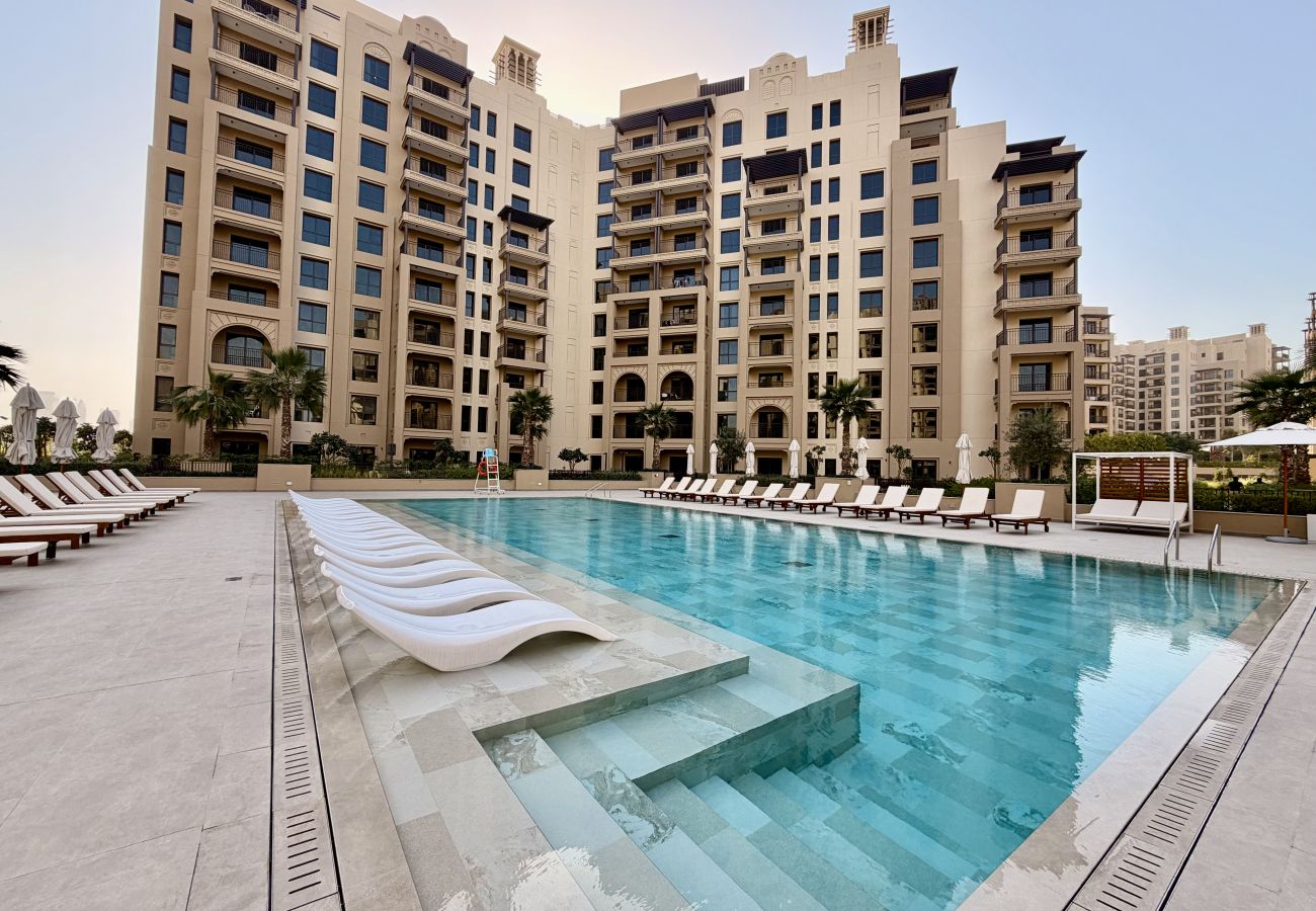 Apartment in Dubai - Chic MJL Retreat | Steps to Souk Madinat & Burj Al Arab