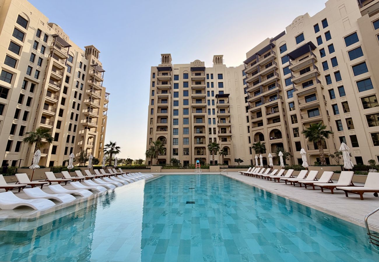 Apartment in Dubai - Chic MJL Retreat | Steps to Souk Madinat & Burj Al Arab