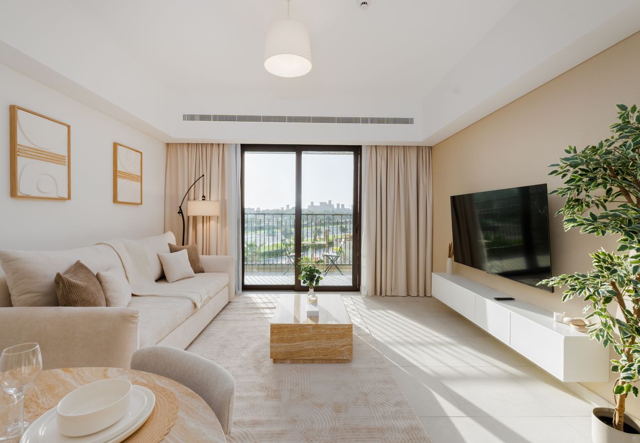 Apartment in Dubai - Chic MJL Retreat | Steps to Souk Madinat & Burj Al Arab